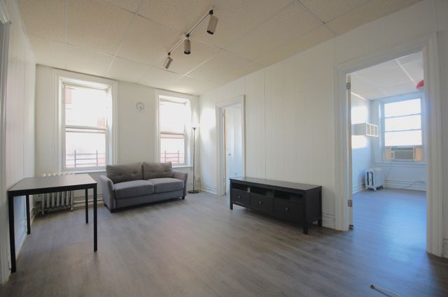 $2,300 | 240 East 92nd Street, Unit 2F | Brownsville