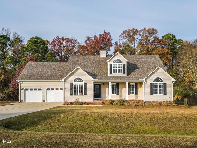 $449,000 | 919 Blue Garden Lane | Rowland Pond