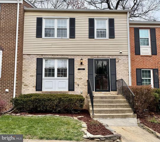 $649,000 | 11712 Briary Branch Court | Reston