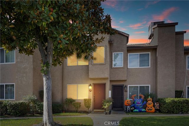 $537,000 | 500 North Tustin Avenue, Unit 108 | East Anaheim