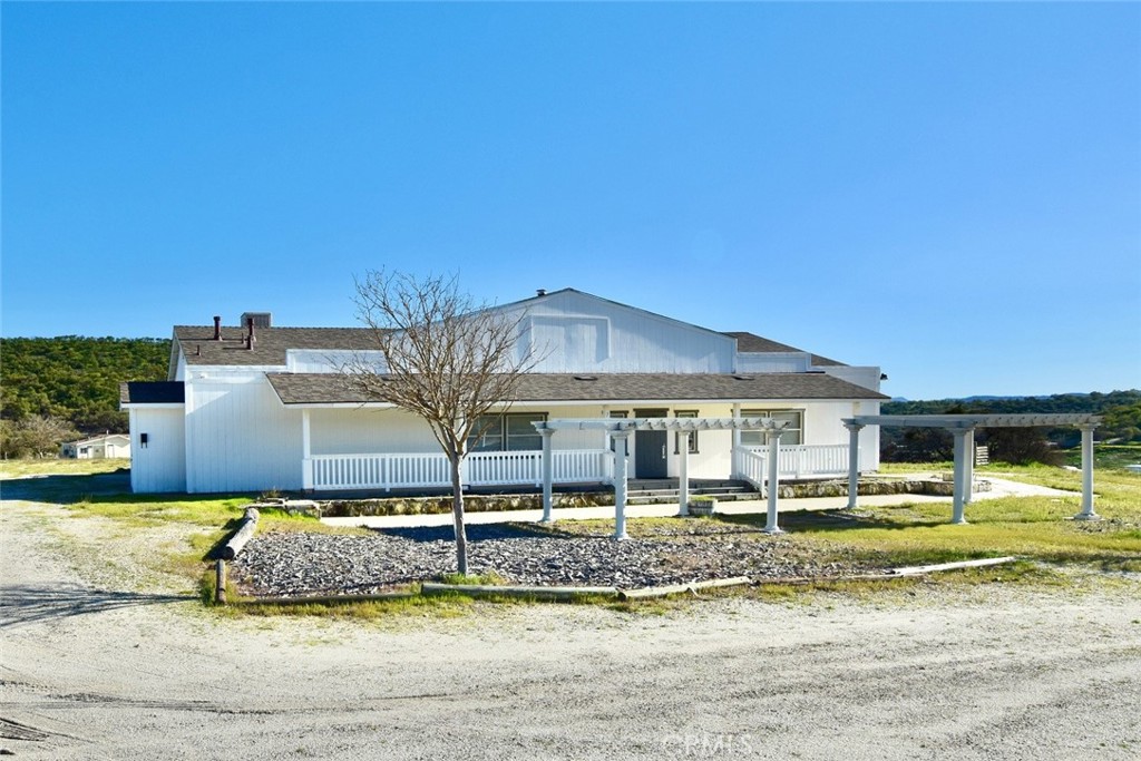 Commercial Building - Previously A Restaurant