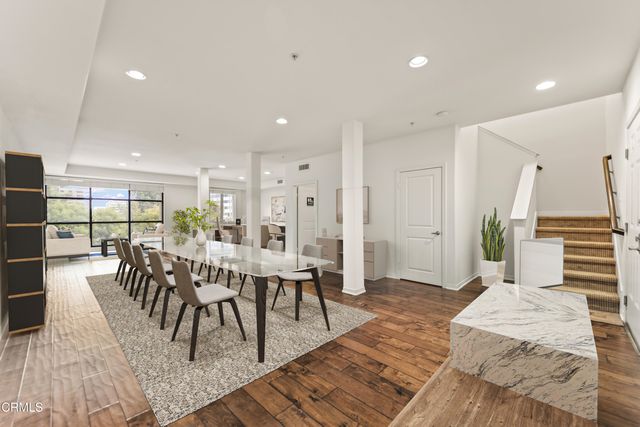 $1,100,000 | 931 East Walnut Street, Unit 202 | Southeast Pasadena