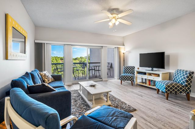 $499,000 | 515 Tops'l Beach Boulevard, Unit 302 | Sandestin