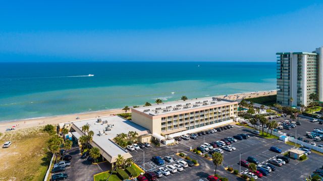 $449,900 | 9800 South Ocean Drive, Unit 106 | Hutchinson Island South