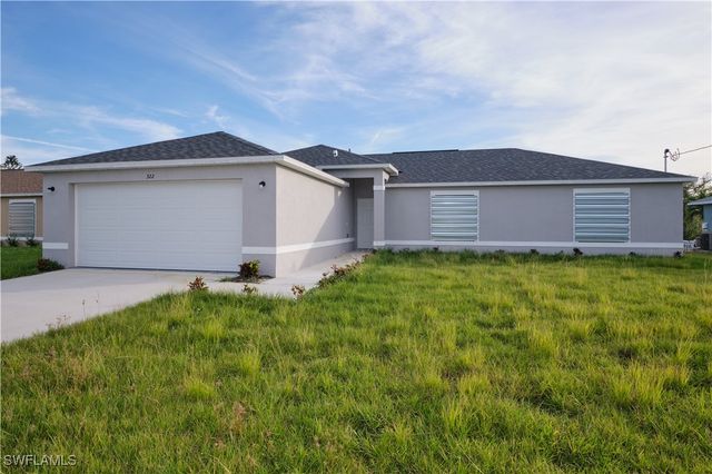 $359,900 | 322 Southeast 1st Terrace | Cape Coral