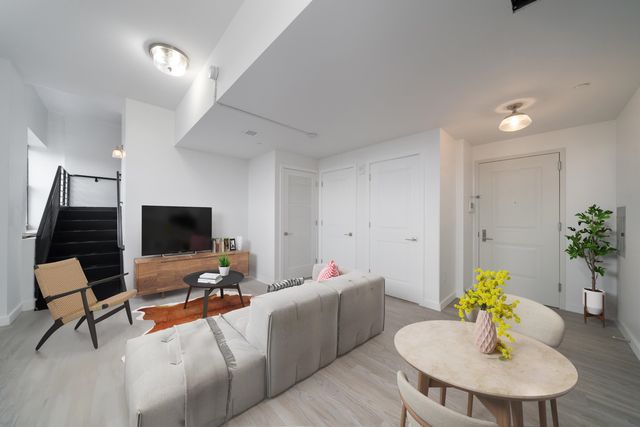 $5,000 | 201 Cornelison Avenue, Unit PH702 | The Beacon