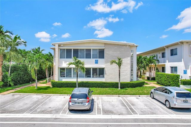 $2,150 | 1045 94th Street, Unit 2 | Bay Harbor Islands