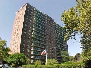 a view of buildings