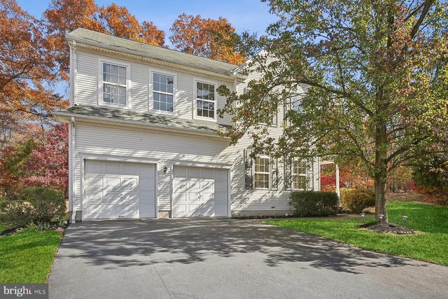 $890,000 | 5 Danby Court | Montgomery Township - Somerset County