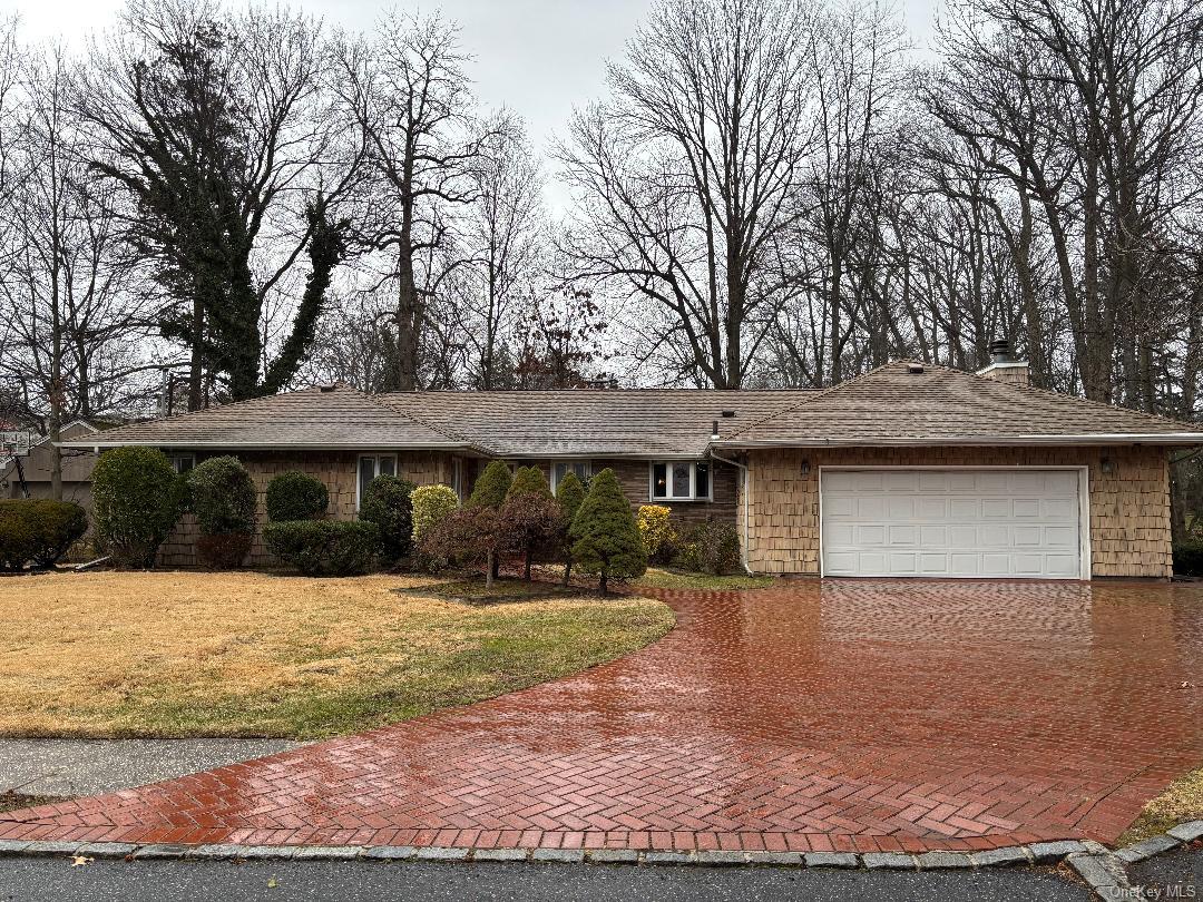 ALLENWOOD SPRAWLING RANCH