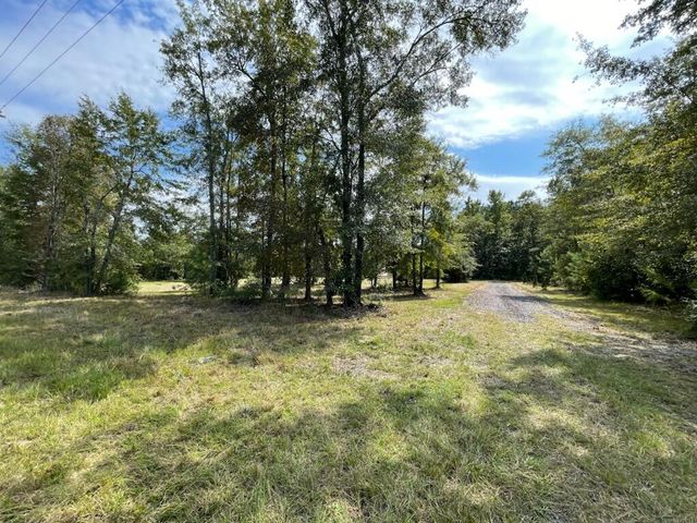 $400,000 | 1563 Highway 311