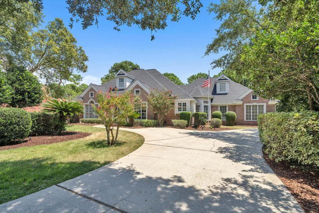 $1,229,000 | 257 Leaning Pines Loop | Kelly Plantation