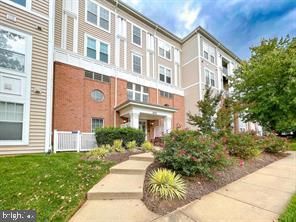 $2,600 | 100 Watkins Pond Boulevard, Unit 2307 | King Farm