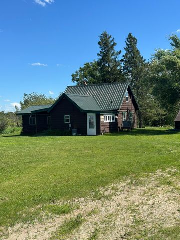 $750,000 | 24151 336th Street | Moose Creek Township - Clearwater County