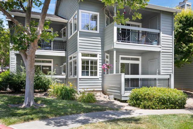 $609,600 | 8170 Mountain View Drive, Unit G | Pleasanton