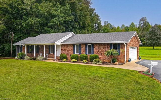 $366,500 | 515 Backwoods Lane | Deep River Township - Guilford County