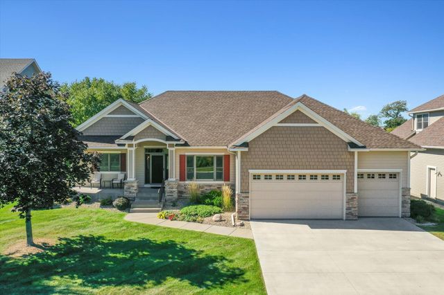 $679,000 | 9877 Walnut Grove Lane North | Maple Grove