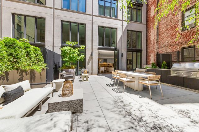 $4,995,000 | 2505 Broadway, Unit 2A | Upper West Side