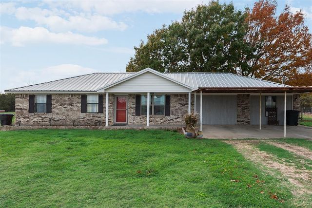 $299,000 | 150 Southwest County Road 4020