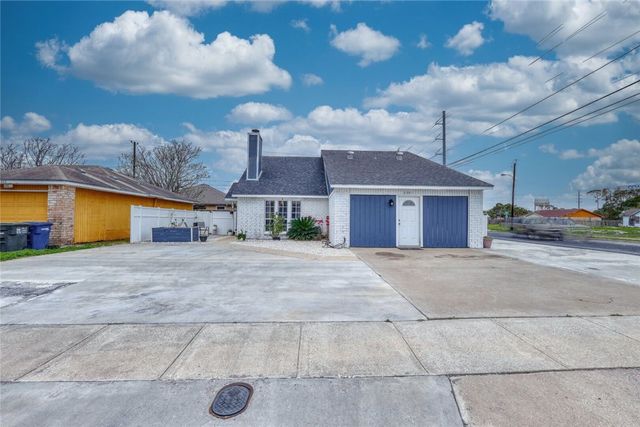 $336,000 | 2301 Vialoux Drive | Flour Bluff