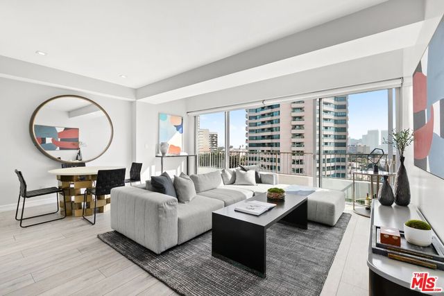 $699,000 | 10501 Wilshire Boulevard, Unit 1006 | Westwood