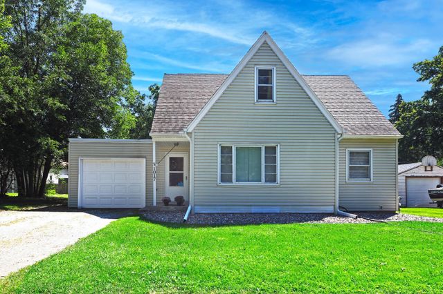 $1,850 | 1017 Linn Avenue Southwest | Owatonna