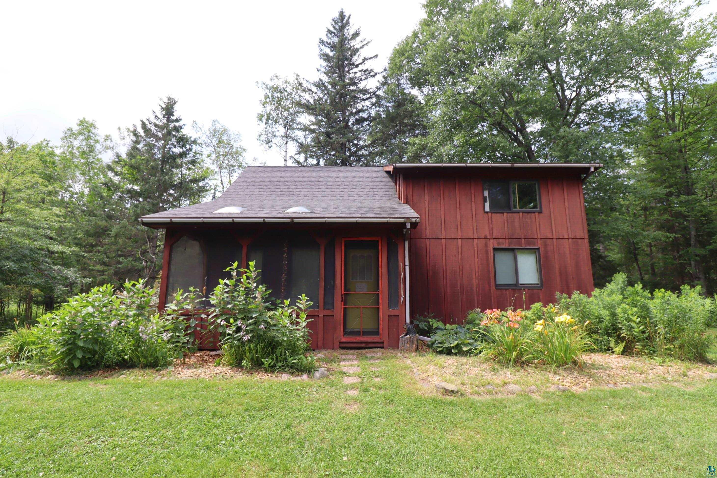 View of front of home with a front lawn