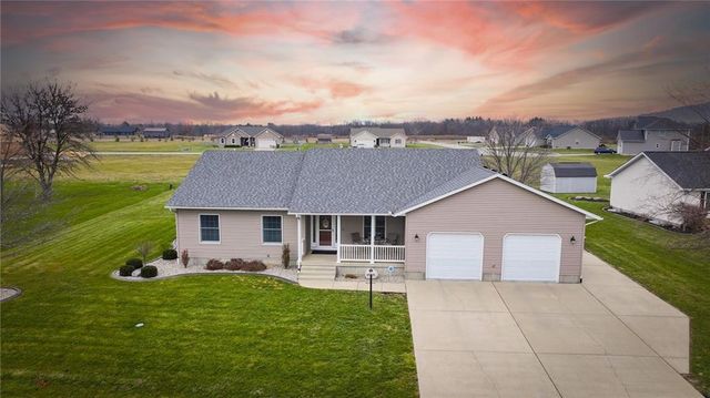 $359,900 | 6964 Fieldstone Lane | Long Creek Township - Macon County