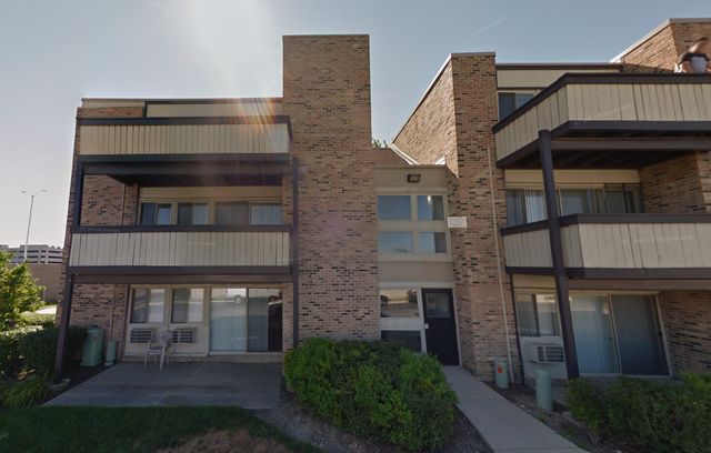 $1,875 | 1700 Maple Place, Unit 306 | Schaumburg