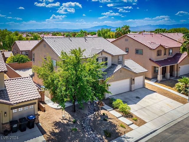 $549,000 | 2305 Dalton Ridge Court | North Las Vegas