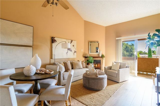 $473,000 | 524 Nebraska Avenue, Unit 303 | Alamitos Beach