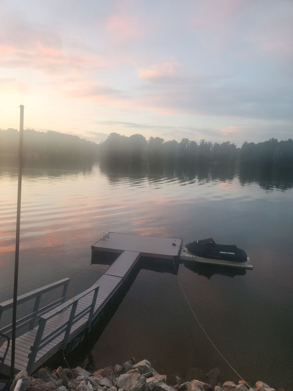 a view of a lake from a yard