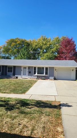 $2,600 | 524 Bahama Lane | Schaumburg