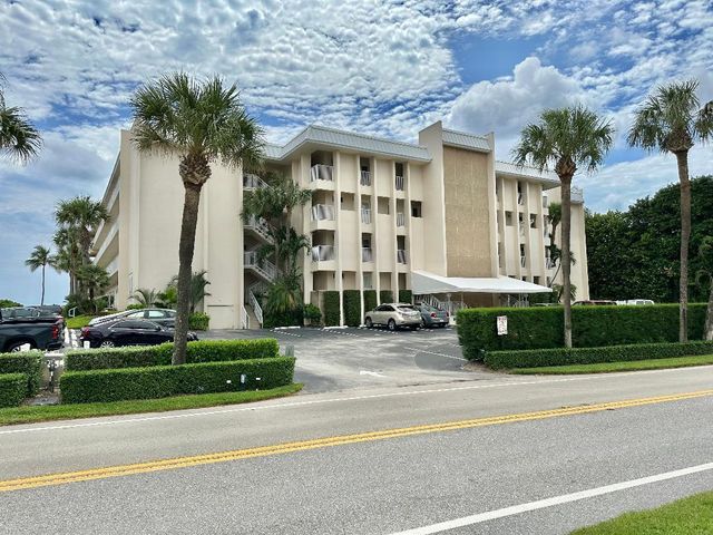 $3,000 | 3851 North Ocean Boulevard, Unit 404 | Gulf Stream