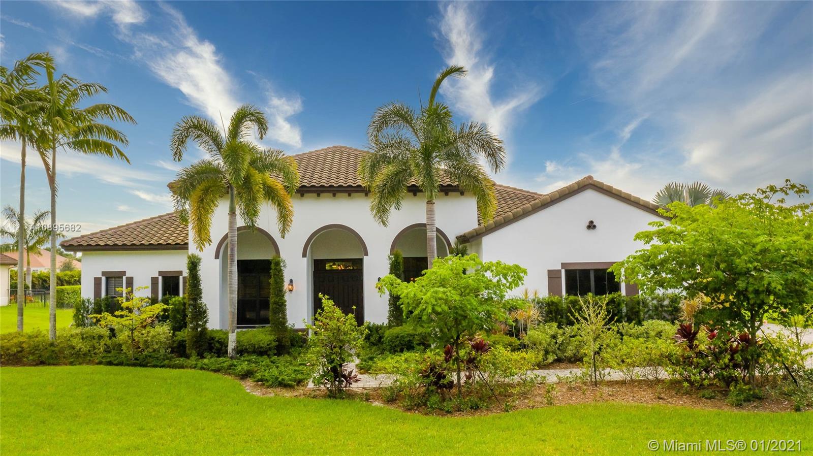 4051 East Camelot Circle, Davie, FL 33328 | Compass