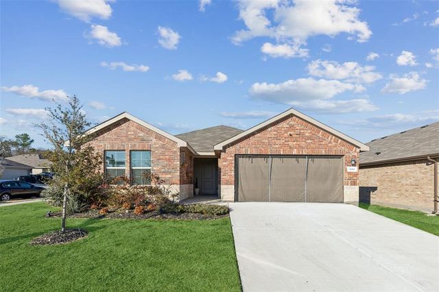 $349,000 | 424 Amory Street | Azle