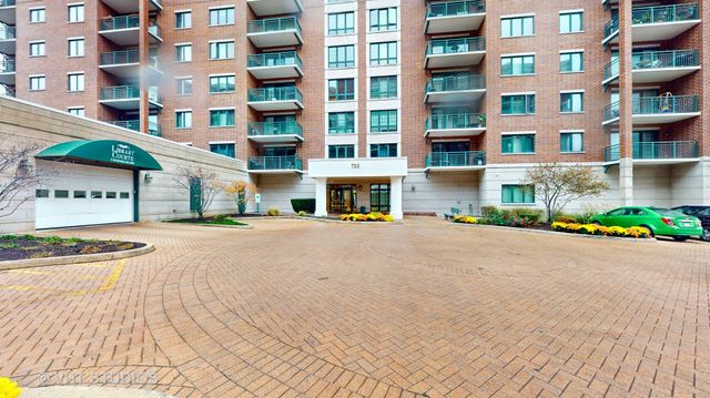 $320,000 | 750 Pearson Street, Unit 208 | Des Plaines