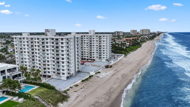 $949,900 | 4511 South Ocean Boulevard, Unit 802 | Highland Beach