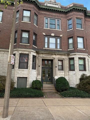 $1,600 | 4508 Mcpherson (r) Ave Street, Unit 1E | Central West End