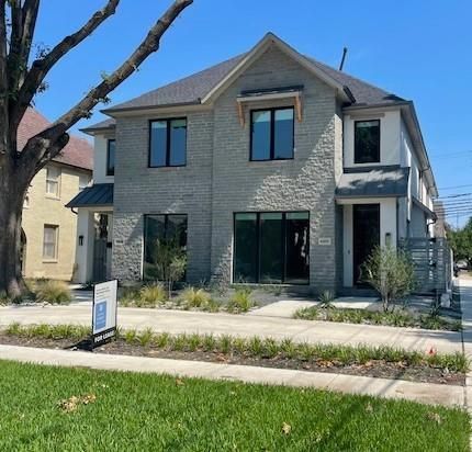 $1,950,000 | 4200 University Boulevard | Park Cities