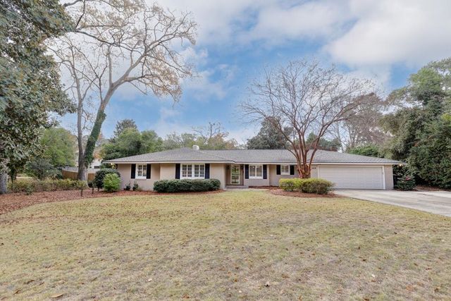 $482,500 | 2418 Country Club Road | Hilton Heights