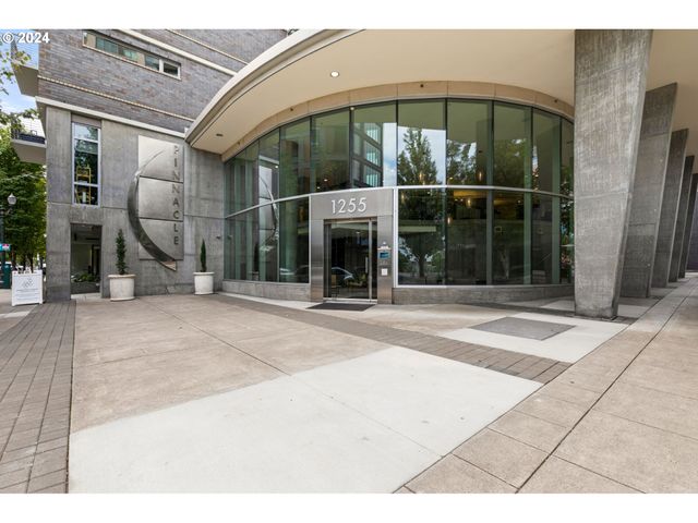 $329,000 | 1255 Northwest 9th Avenue, Unit 303 | Pearl