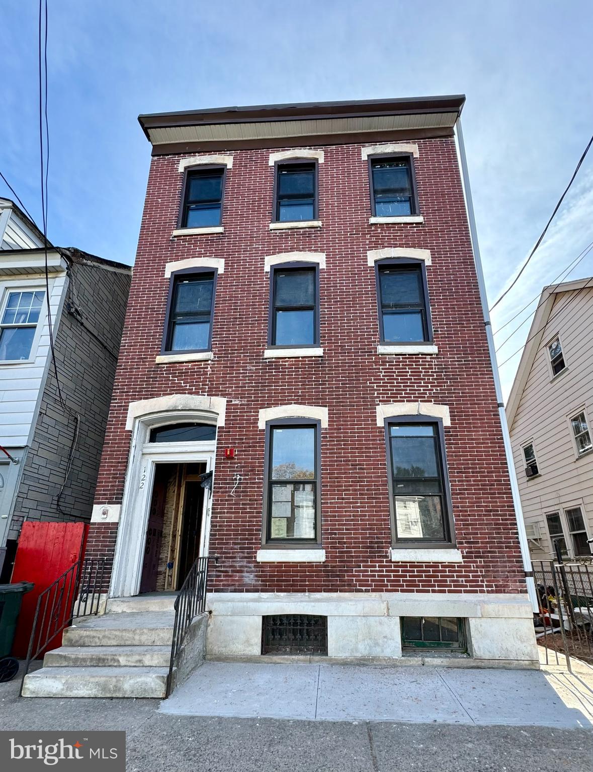 a front view of a building