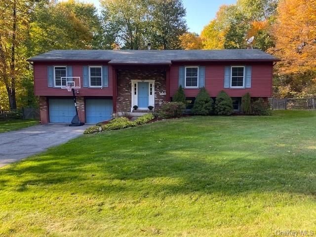 $499,900 | 172 Farmingdale Road | Blooming Grove