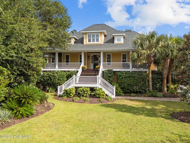 $1,300,000 | 103 River Court | Federal Point Township - New Hanover County