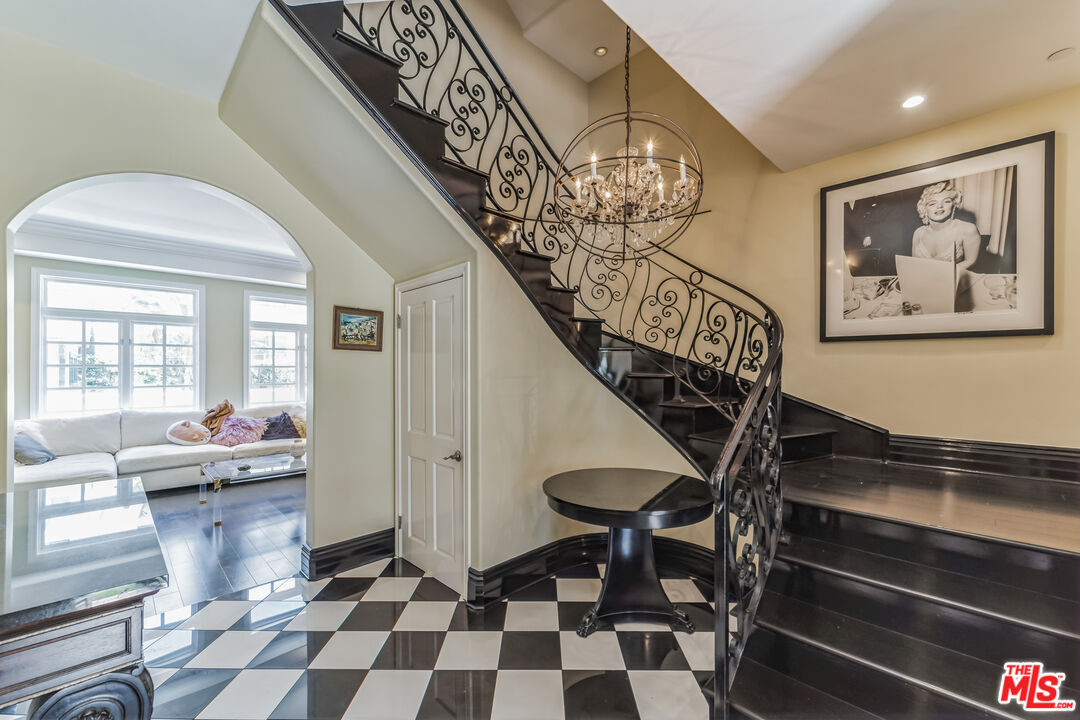 a view of entryway with a front door