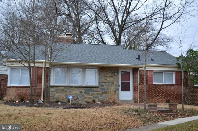 $2,800 | 6801 Adelphi Road | University Park