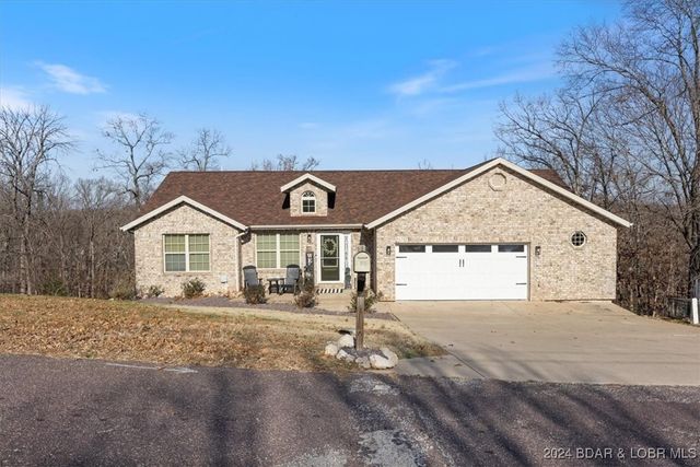 $387,500 | 103 Merlin Drive | Camelot Estates