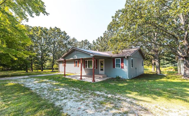 $299,000 | 15130 Hwy C | Watkins Township - Dent County