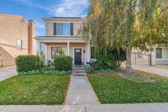 $775,000 | 1090 Claremont Drive | Legacy